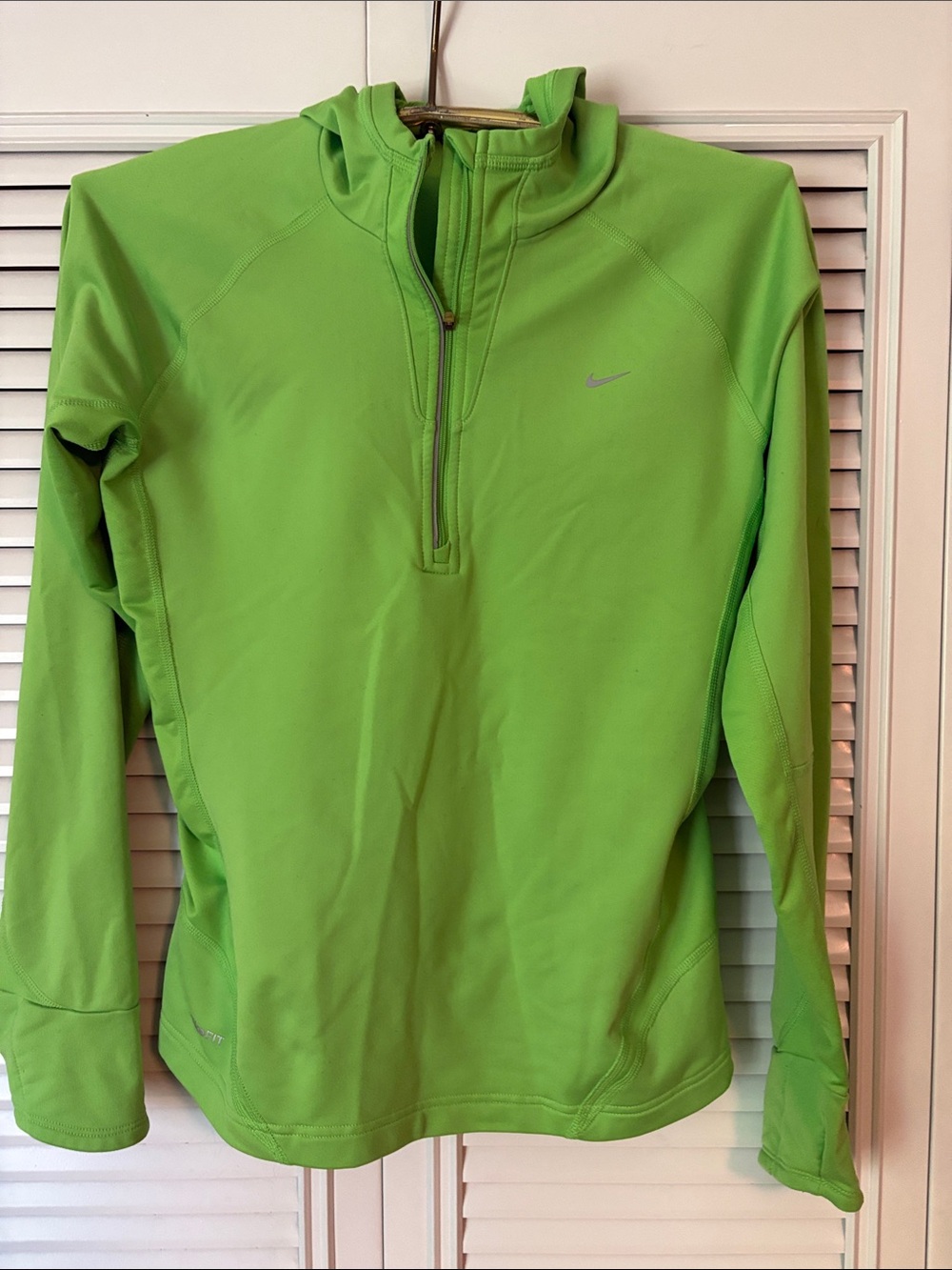 Nike Dri-Fit Women’s Neon Green Quarter-Zip Athletic Pullover with Hood Size Med - Picture 2 of 9